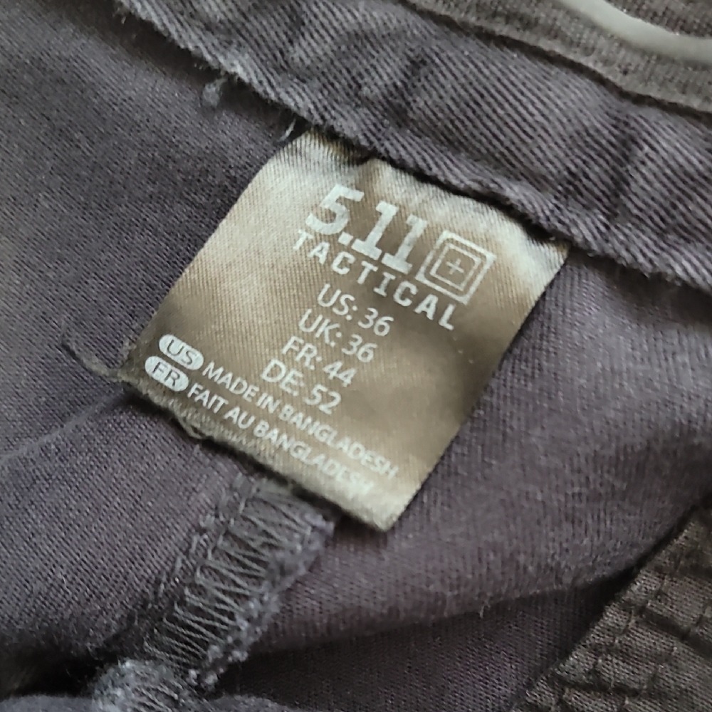 5.11 Tactical Men's Cargo Pants Size 36 Navy Blue Great Condition Work Utility - Picture 4 of 16